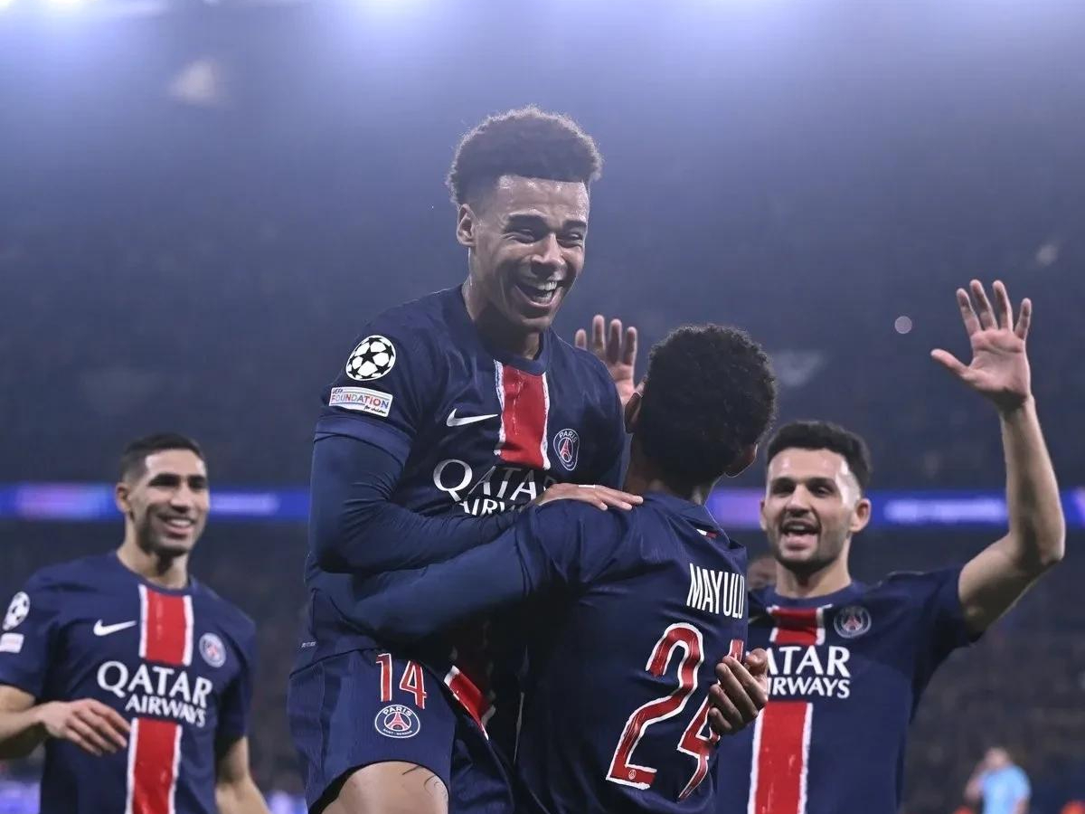 法国队横扫韩国队，波尔状态火热